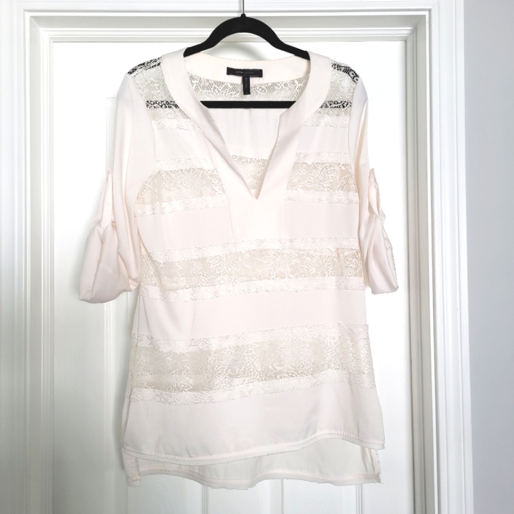 BCBG Max Azria white lace blocked 3/4 length shirt size M